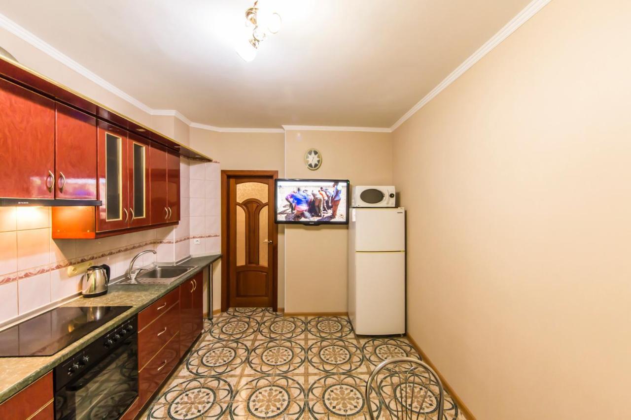 Комфортная Двухкомнатная Квартира Возле Метро Академгородок Kiev Exterior foto